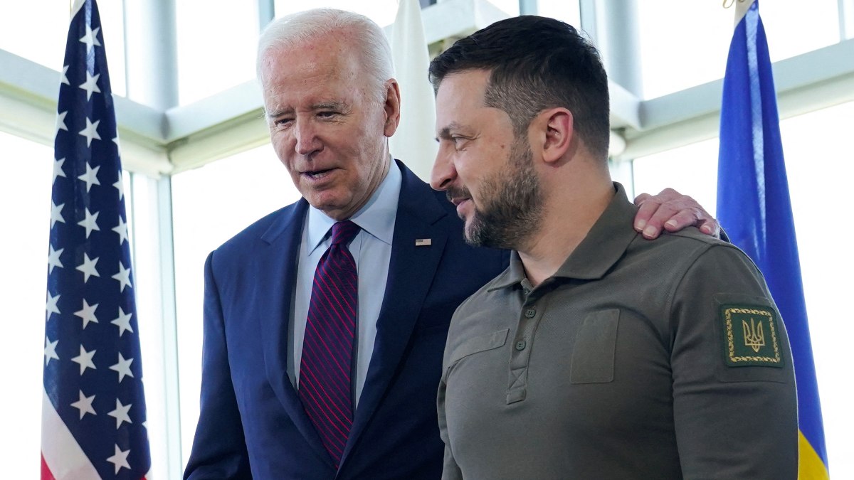 ABD Başkanı Biden: Zelensky, F-16'ları Rusya'ya girmek için kullanmayacak