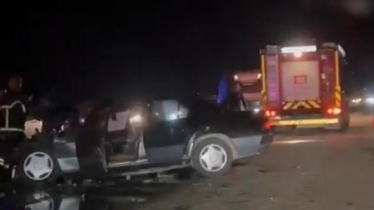 Manisa'da otomobille traktörün çarpıştığı kazada 1 kişi öldü