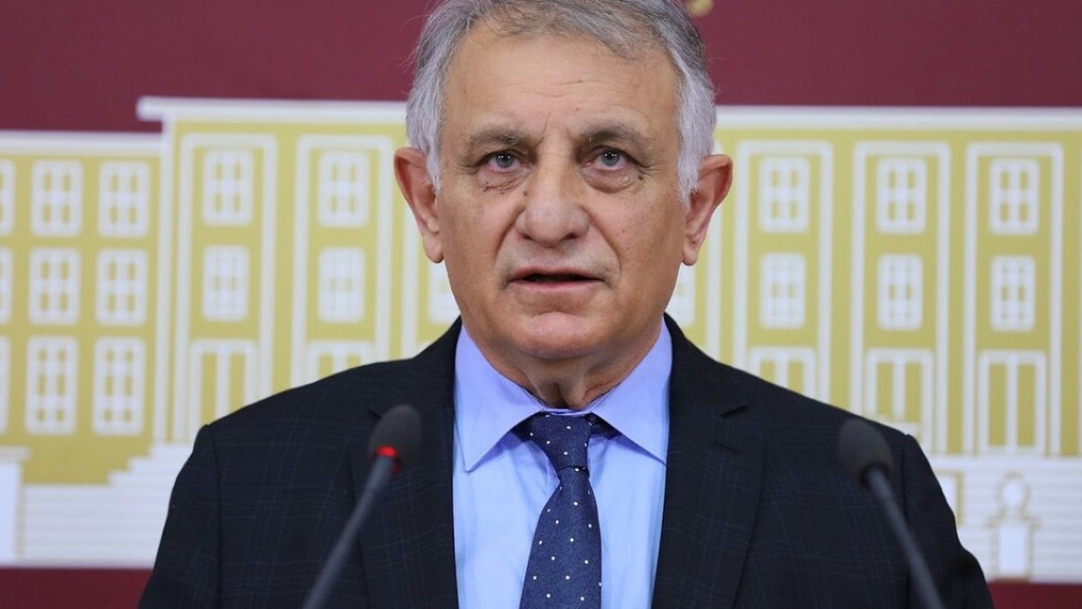 HDP'li Erol Katırcıoğlu'ndan Ümit Özdağ yorumu: Beyefendi bir de kayyum yetkisi istiyormuş