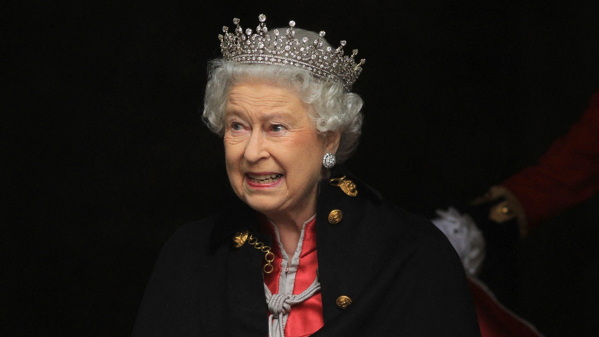 FBI açıkladı: Kraliçe 2. Elizabeth’e suikast planlandı