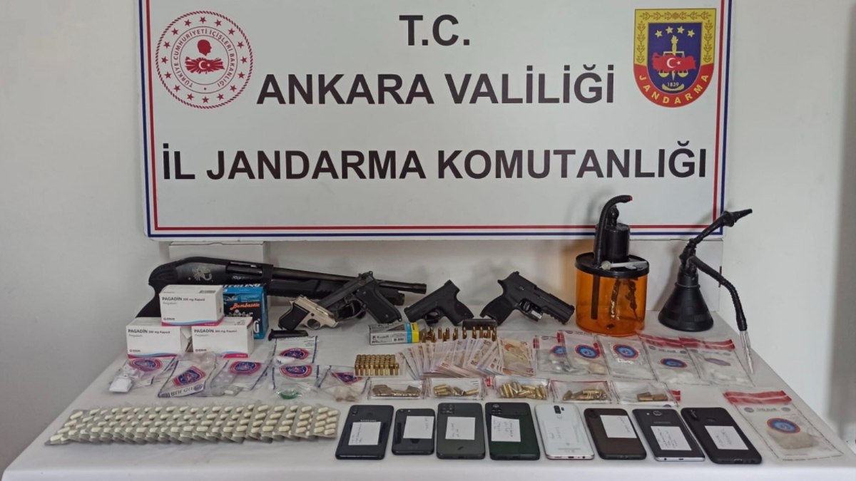 Ankara'da uyuşturucu operasyonu: 12 gözaltı