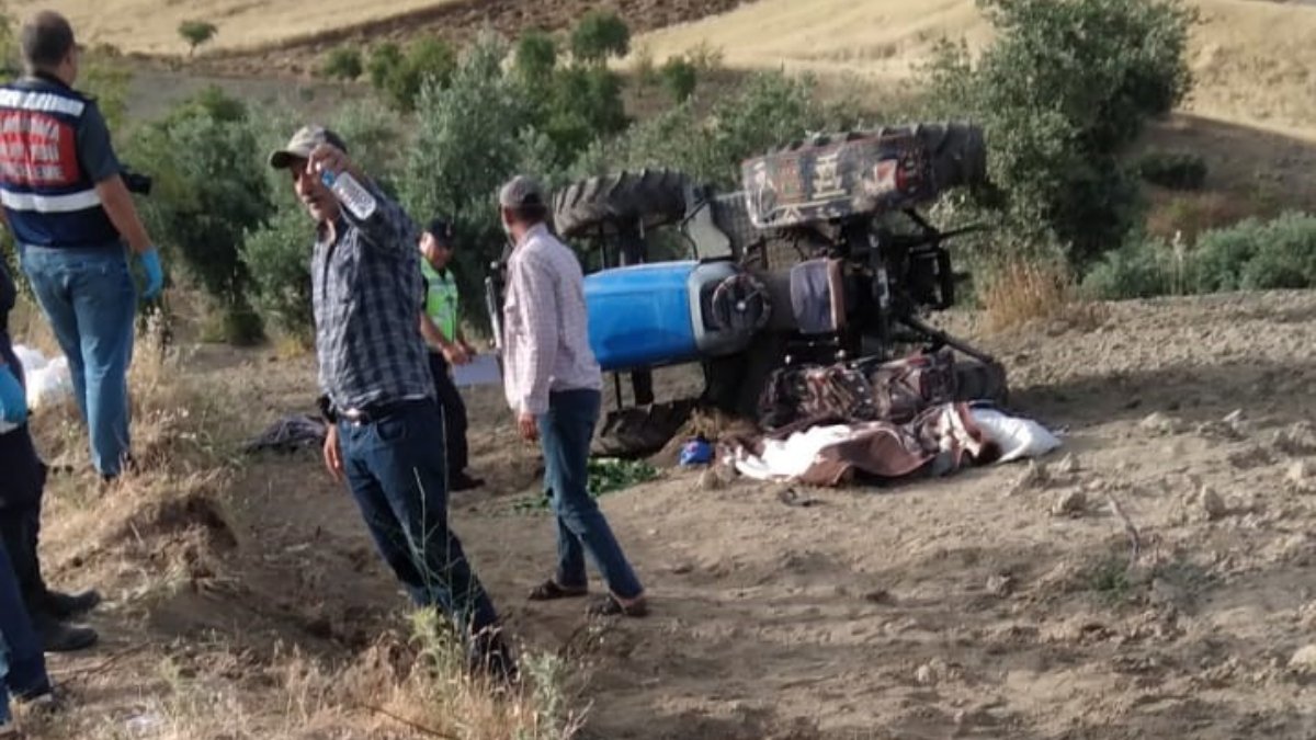 Gaziantep'te traktör şarampole devrildi: 3 kişi hayatını kaybetti