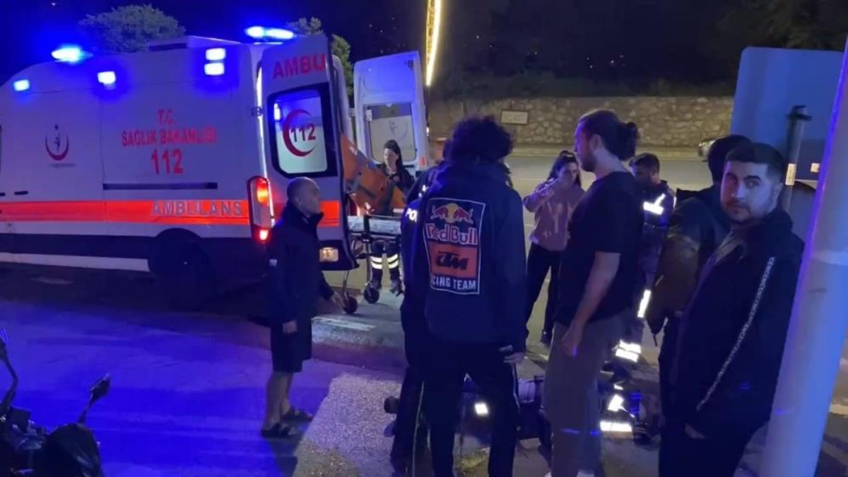Kocaeli'de motosikletler çarpıştı: 2 kişi yaralandı