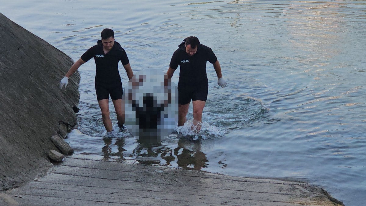 Adana'da sulama kanalına itilen gencin cansız bedeni çıkarıldı