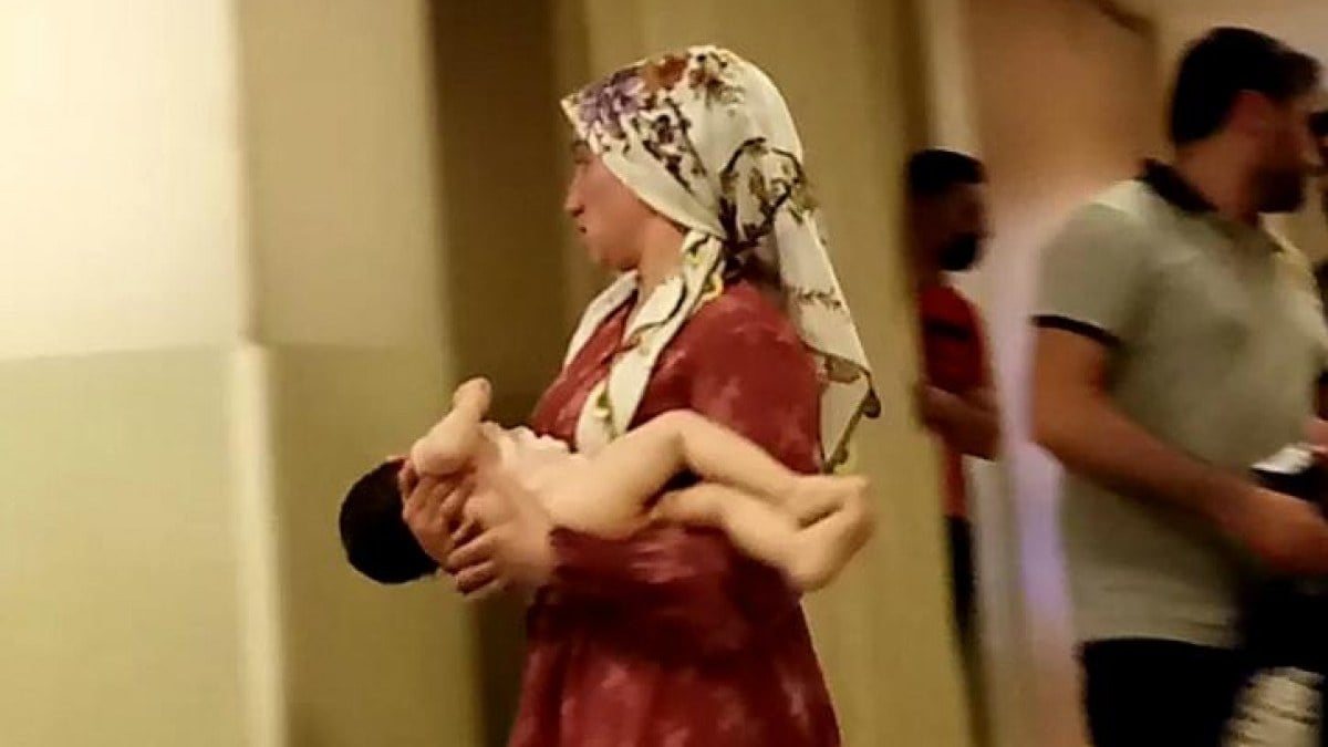 Bursa'da üzerine sıcak kakao dökülen bebek yaralandı