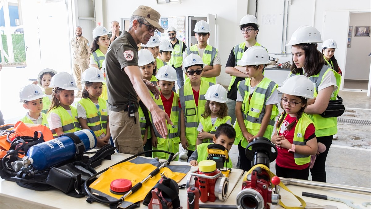 Çocuklar Akkuyu Nükleer Güç Santrali'nde