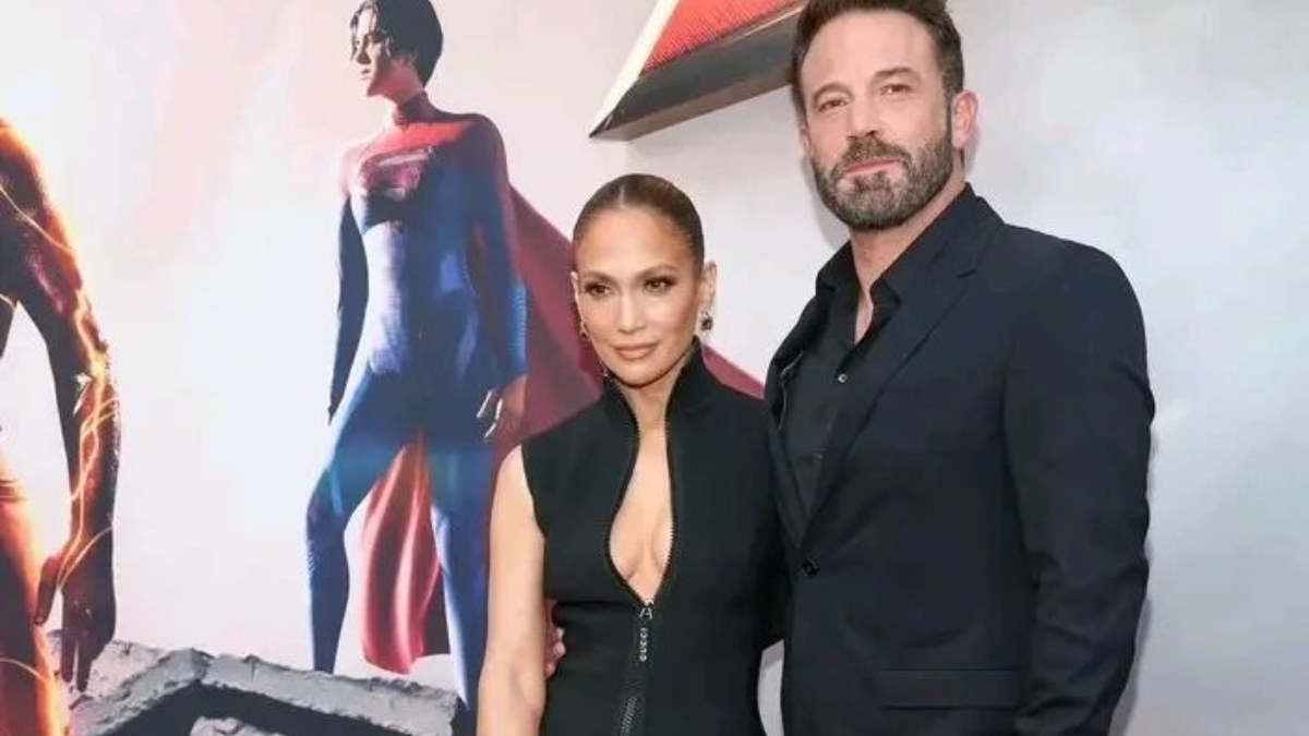 Ben Affleck'in parası Jennifer Lopez'e yetmiyor