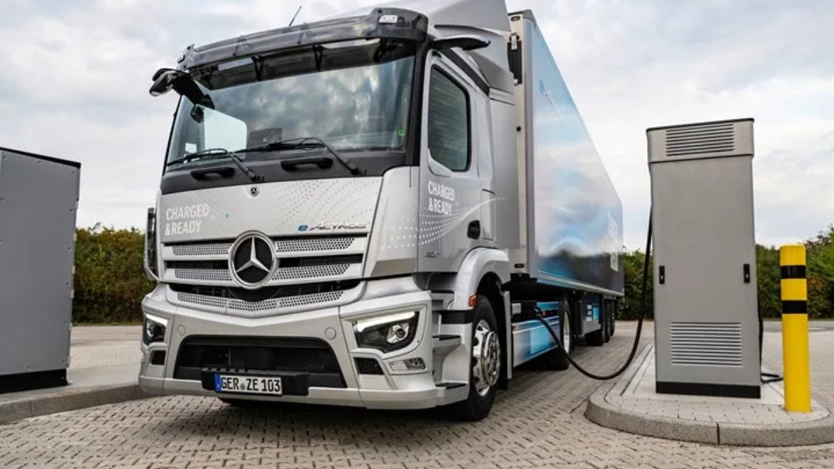 Elektrikli Mercedes-Benz eActros300, Türkiye'de testlere giriyor