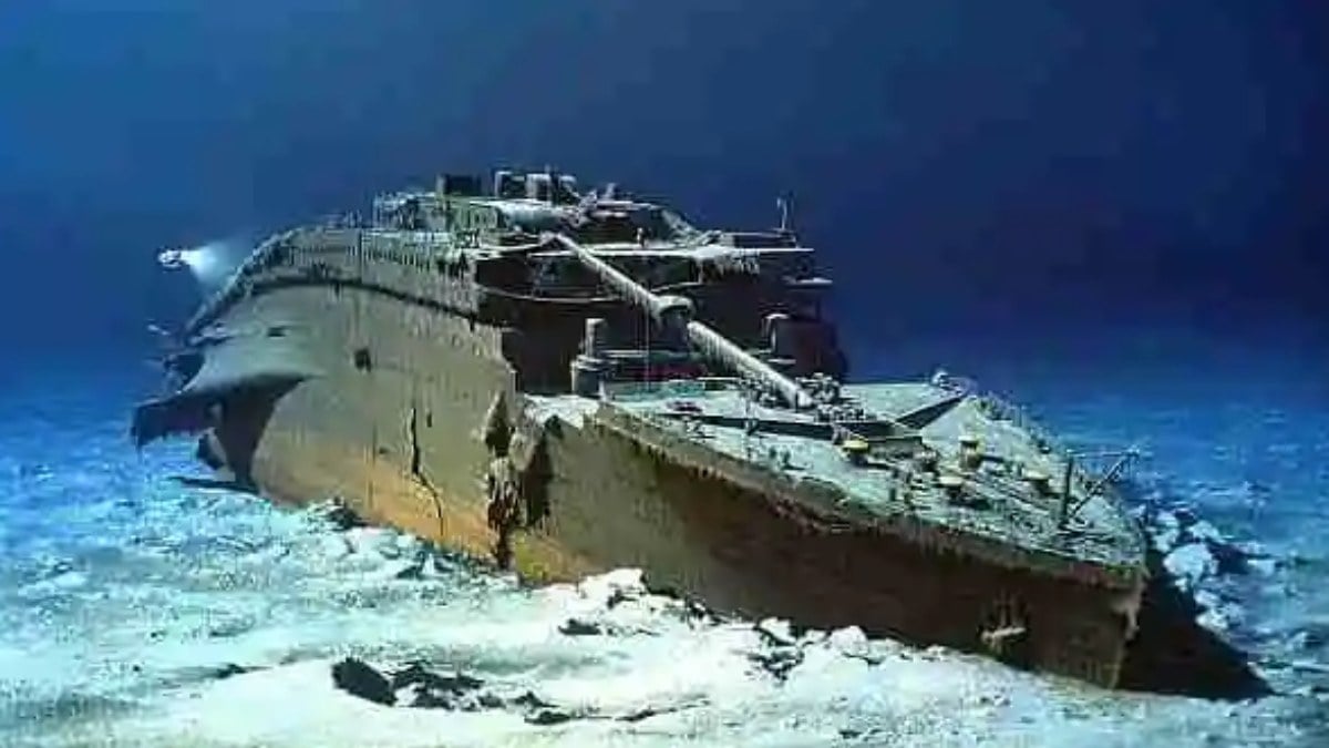 Titanik'in enkazına turist taşıyan denizaltı kayboldu
