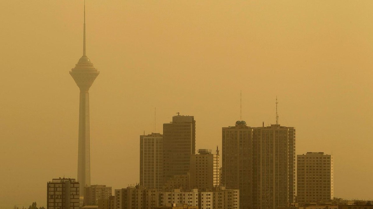 İran'da toz fırtınası: 764 kişi hastanelik oldu