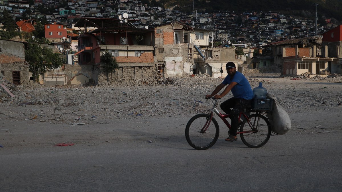 Deprem şehri Hatay'da son durum gözler önüne serildi