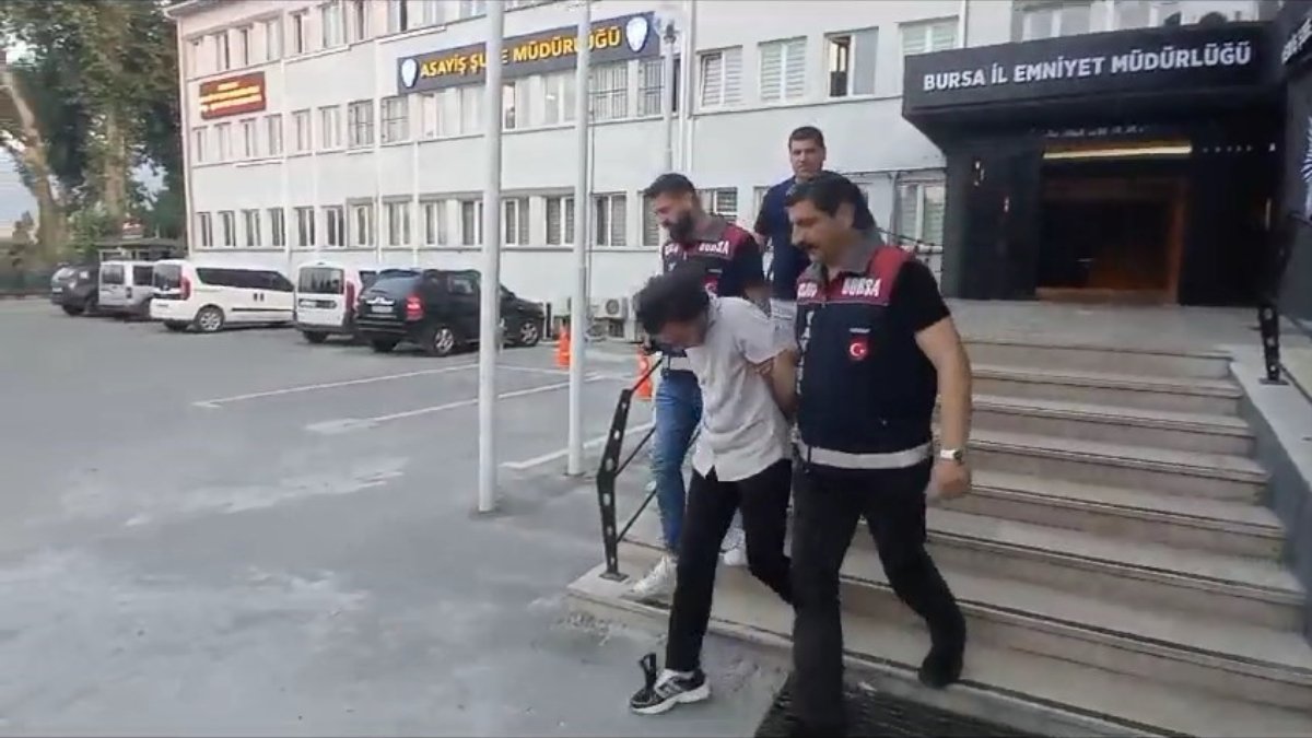 Bursa'da sevgililere yeniden kavuşma vaadiyle taciz ve dolandırıcılık