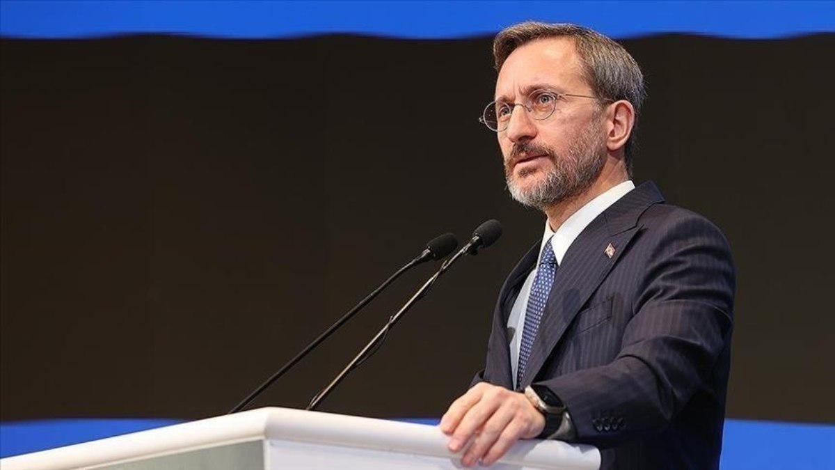 Fahrettin Altun'un avukatı açıkladı: Özgür Özel ve Cumhuriyet tazminat ödeyecek