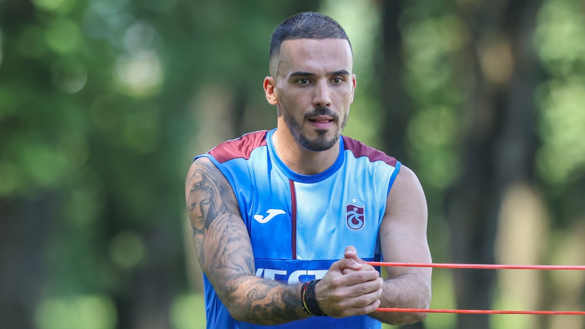 Dimitrios Kourbelis, Trabzonspor ile ilk idmanına çıktı