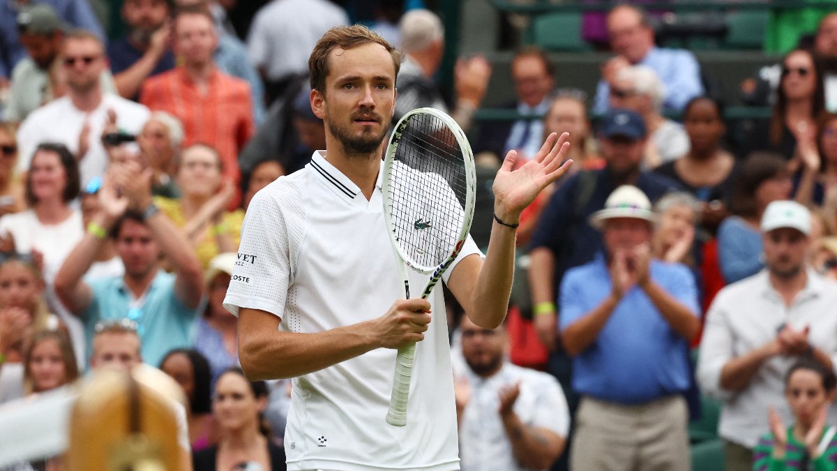 Wimbledon'da Carlos Alcaraz ve Daniil Medvedev yarı finalde