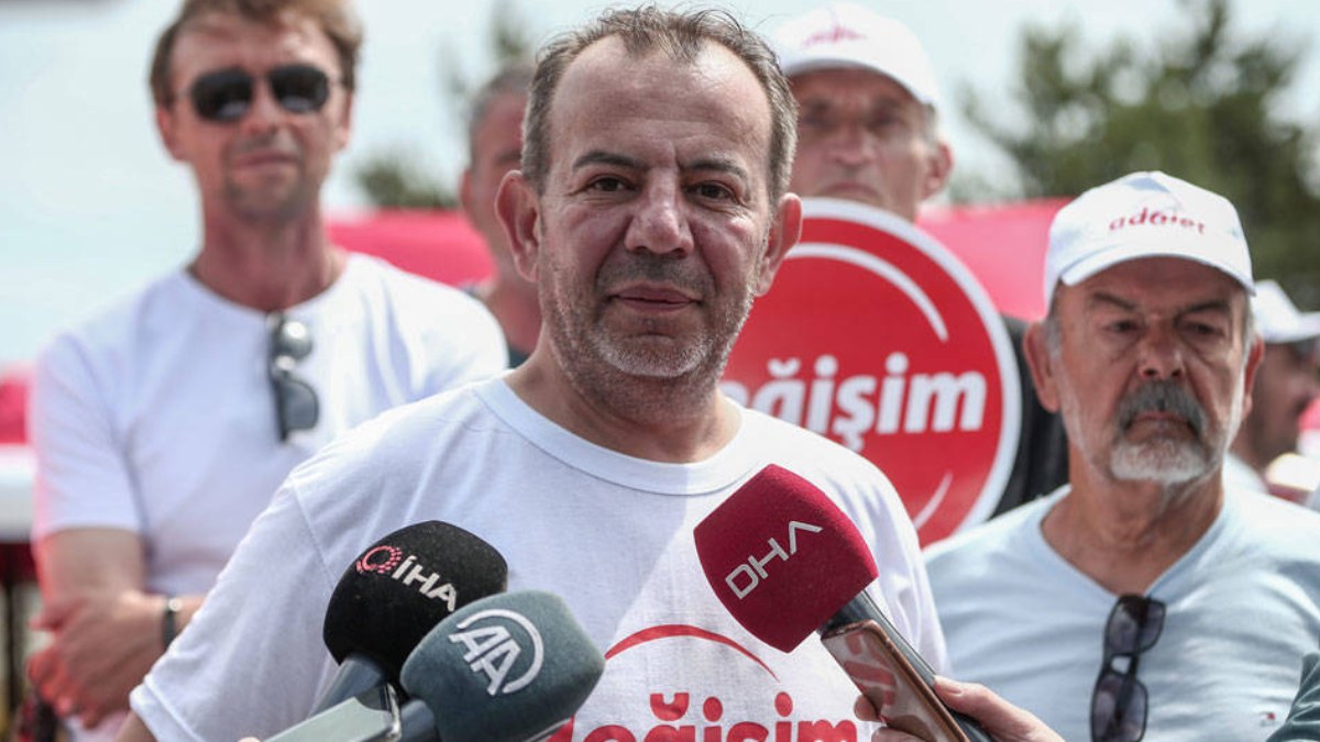 CHP karıştı! Tanju Özcan ile birlikte genel merkez önünde slogan atanlar tespit edilecek