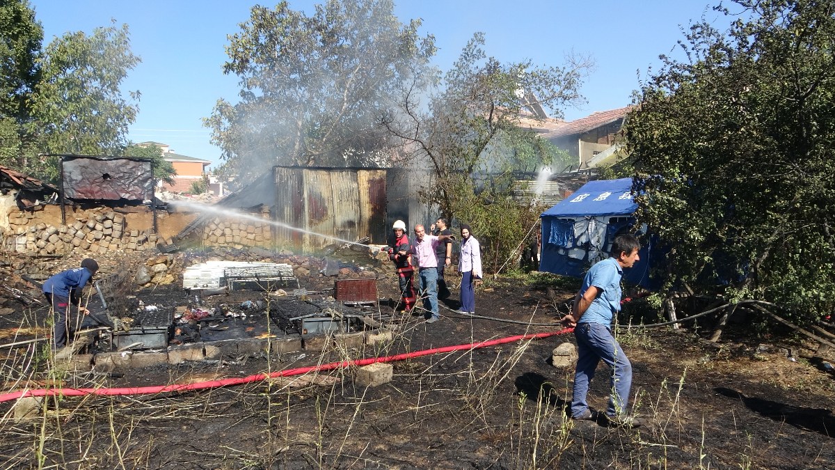 Malatya'da yangın piknik tüpünü patlattı
