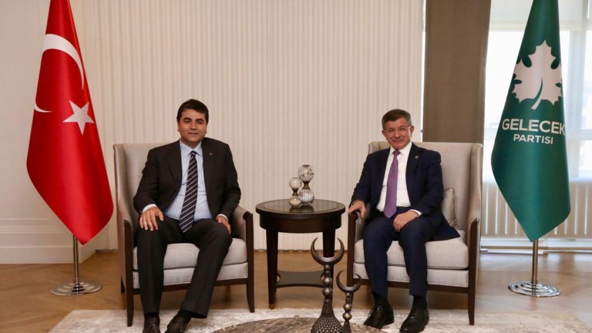 Gültekin Uysal'dan Ahmet Davutoğlu'na ziyaret: İttifak arayışları sürüyor