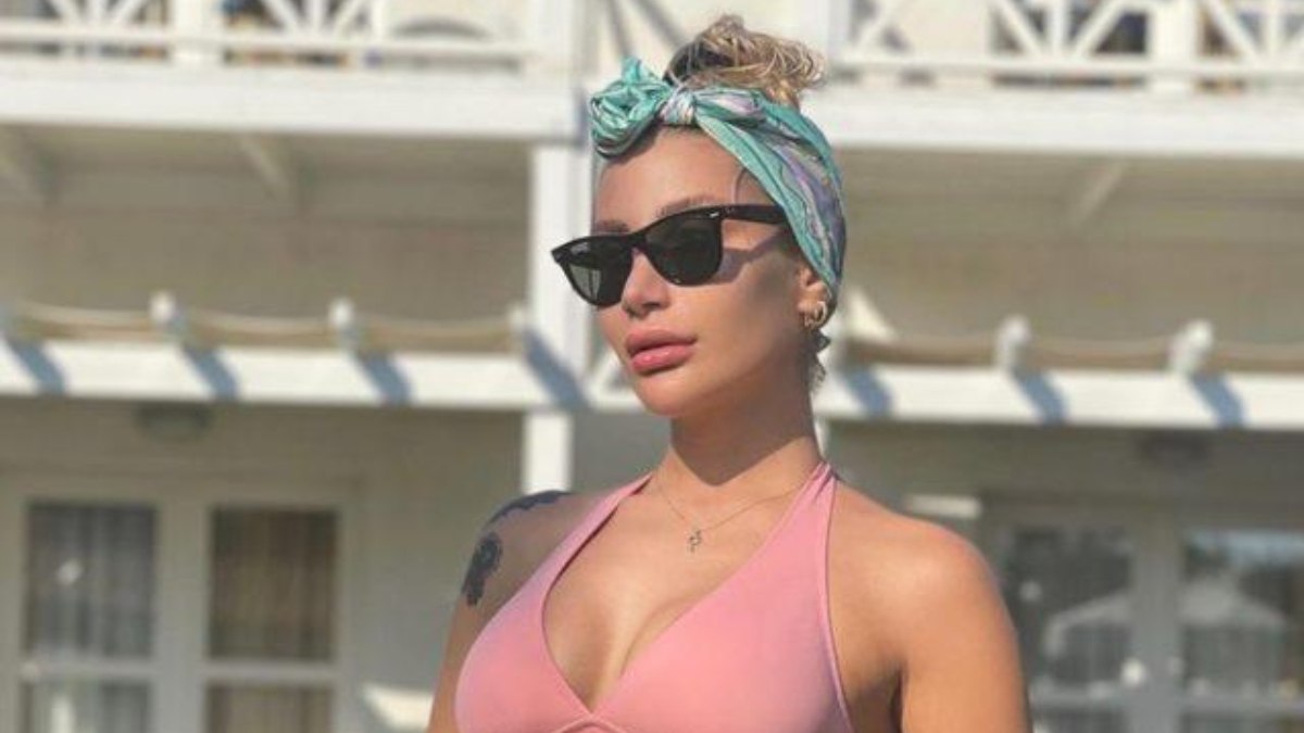 İrem Derici'nin bikinili paylaşımı Instagram'ı salladı! 'Alev aldı ortalık'