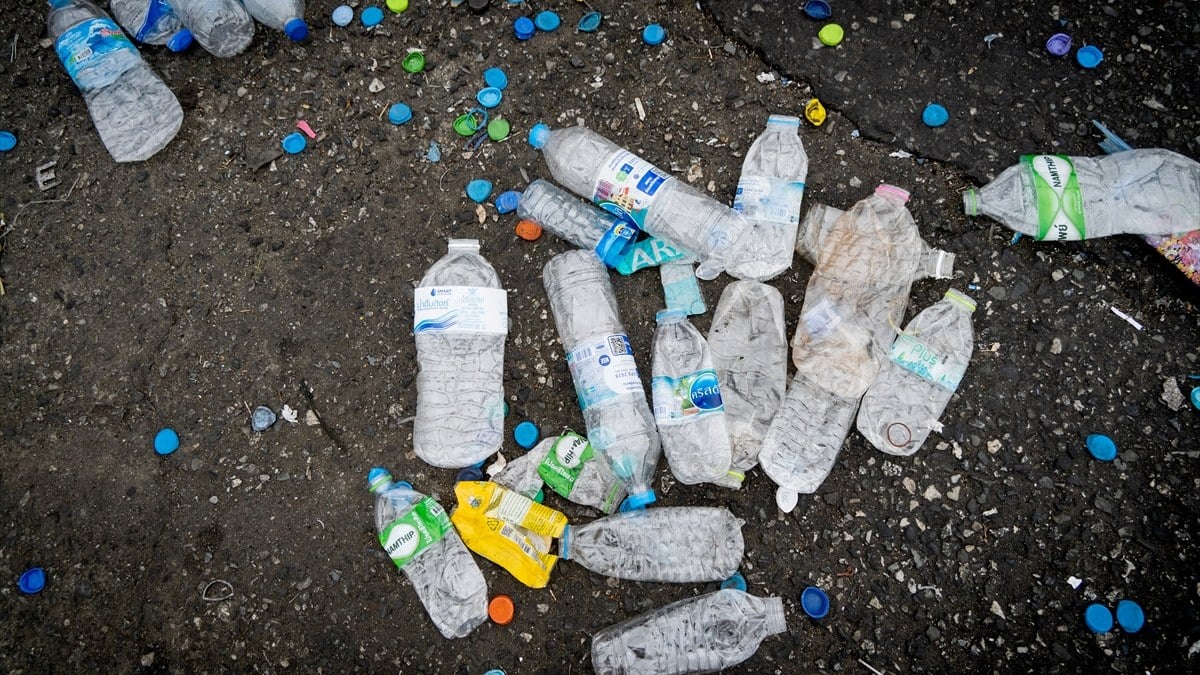 Okyanuslara en çok plastik atık bırakan ülkeler