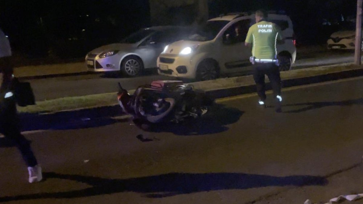 Tekirdağ'da otomobilin çarptığı motosikletli kurye hastaneye kaldırıldı