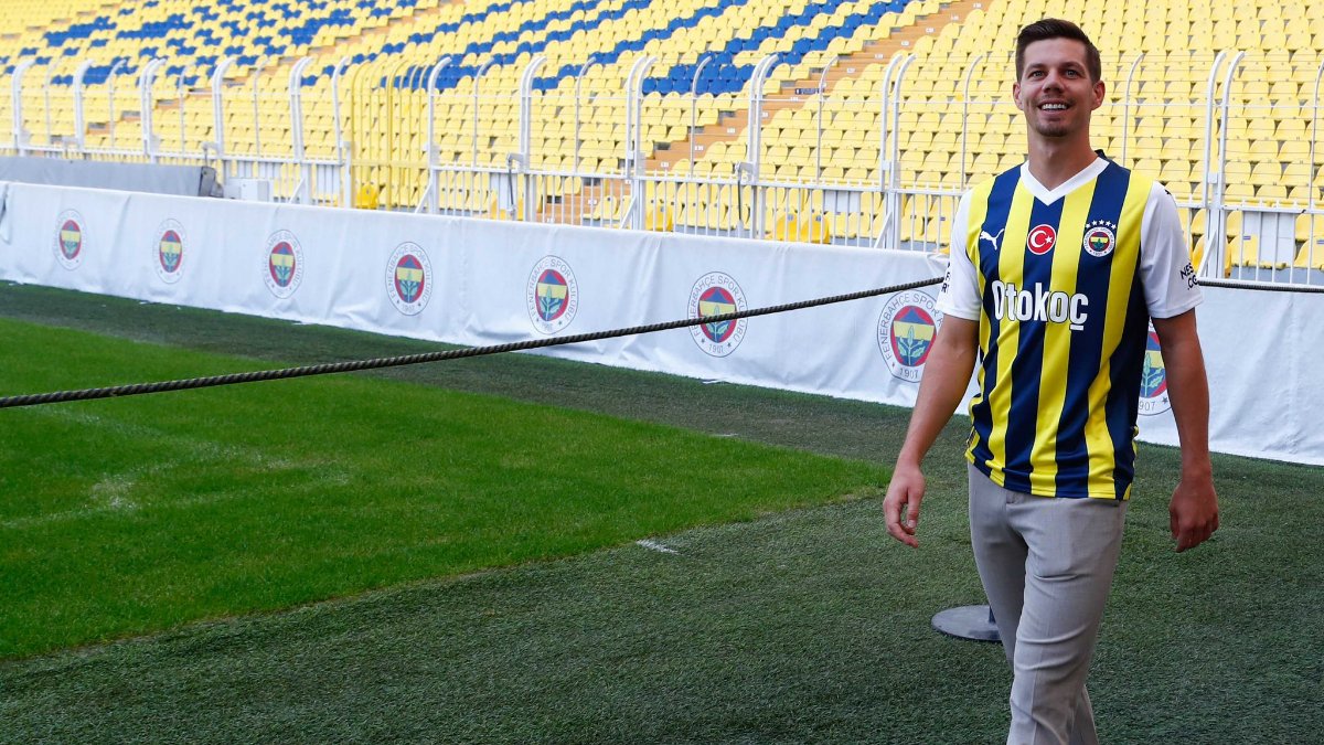 Fenerbahçe, Miha Zajc'a stadı gezdirdi