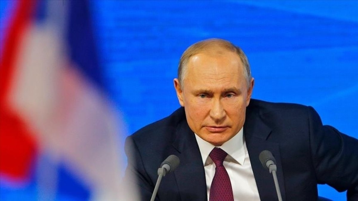 Putin'den 'dost olmayan ülkelere' vergi kararları