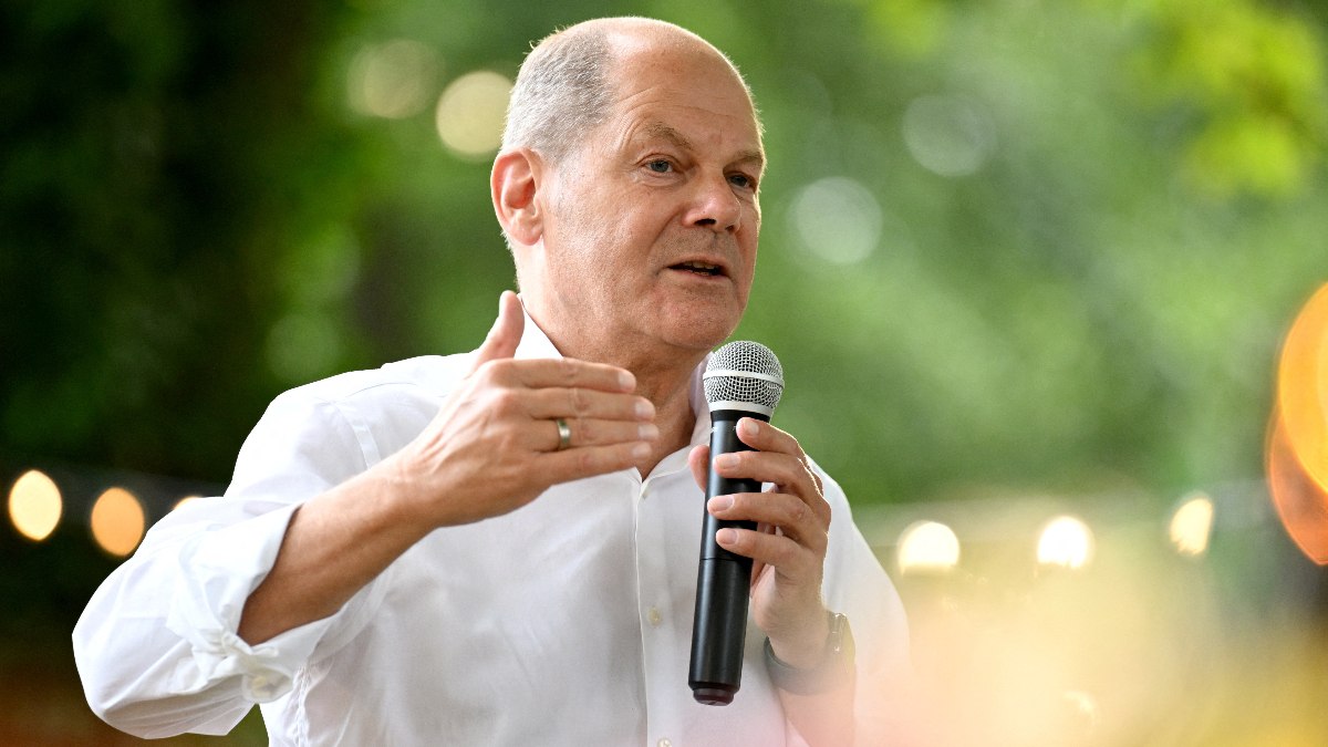 Almanya'da yapılan anket: Halk, Scholz hükümetinin gitmesini istiyor