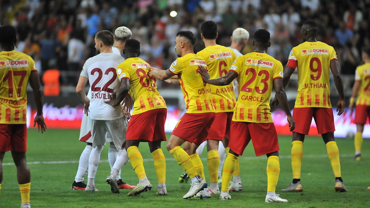 Fenerbahçe, Kayserispor'a haciz gönderdi iddiaları: İlk ağızdan yalanlama geldi