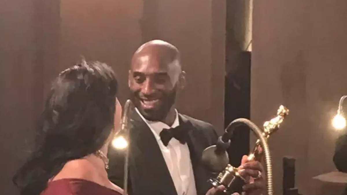 Eşi Kobe Bryant'ı andı