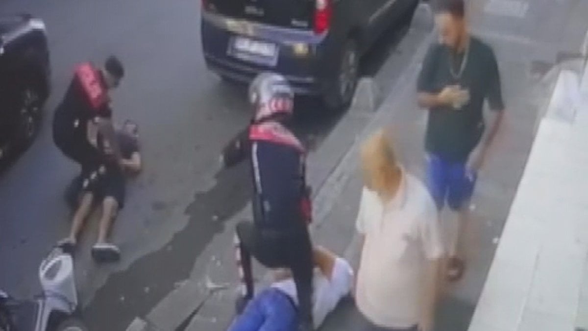 Kağıthane'de polisten kaçan motosikletlinin üzerinden uyuşturucu çıktı