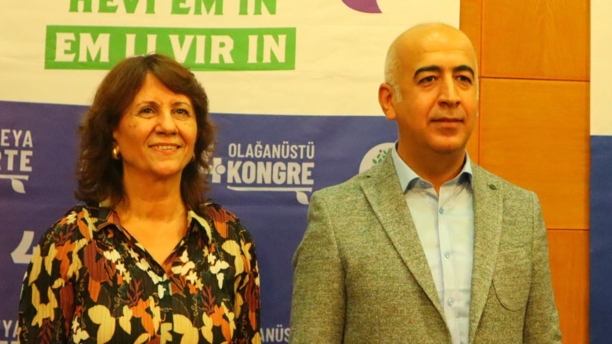 HDP’de kongre günü! Sultan Özcan ve Cahit Kırkazak yeni eş genel başkan oldu