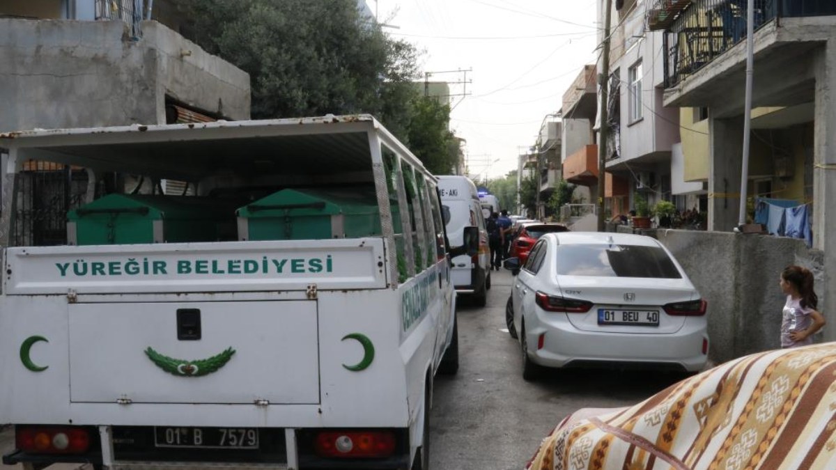 Adana'da yaşlı adam karısını silahla öldürdü