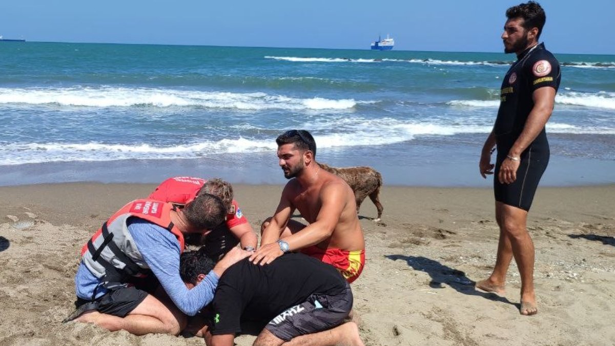 Sakarya'da denizde boğulan yabancı uyruklu vatandaşın cansız bedeni bulundu