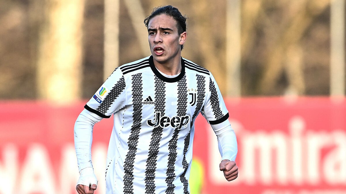 Kenan Yıldız, 4 yıl daha Juventus'ta