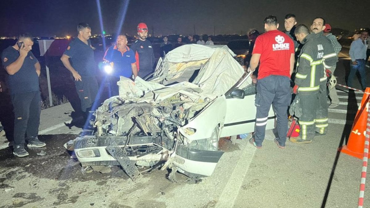 Aksaray’da otomobille kamyonetin çarpıştığı kazada 1 kişi öldü