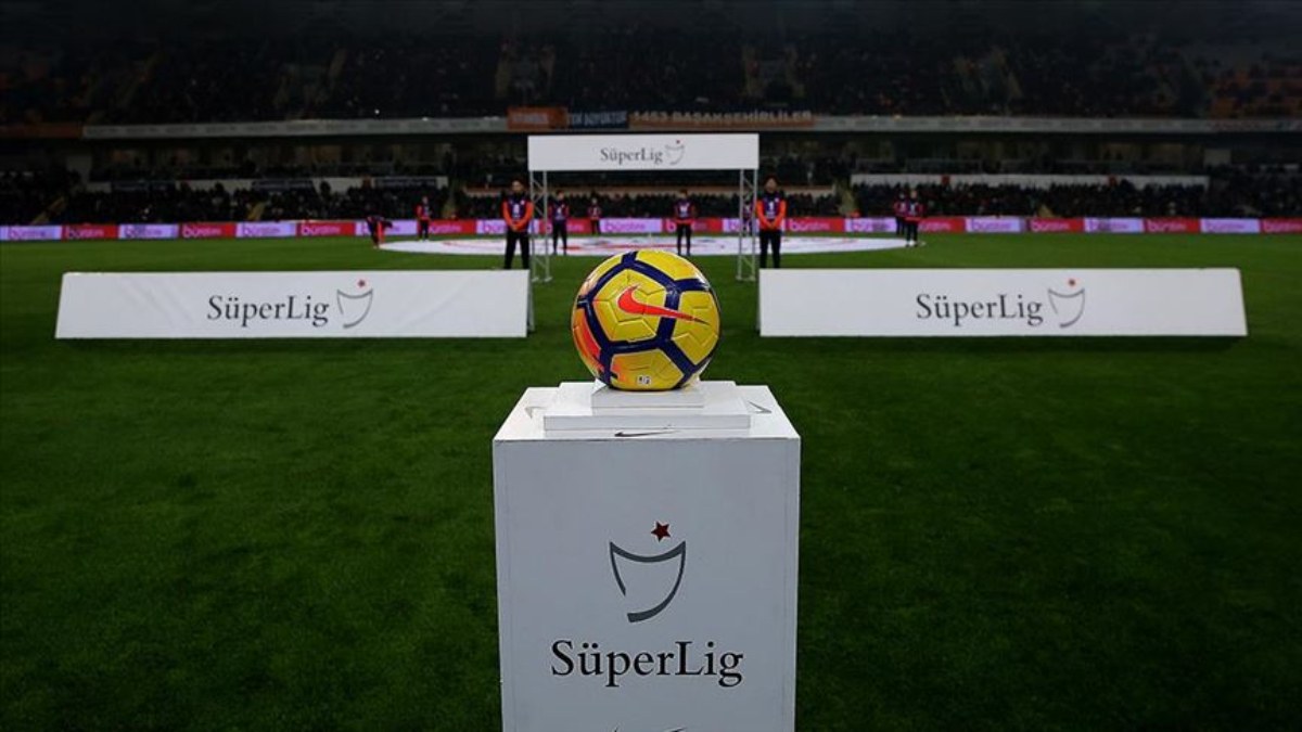 Rıdvan Dilmen'den Süper Lig için play-off iddiası