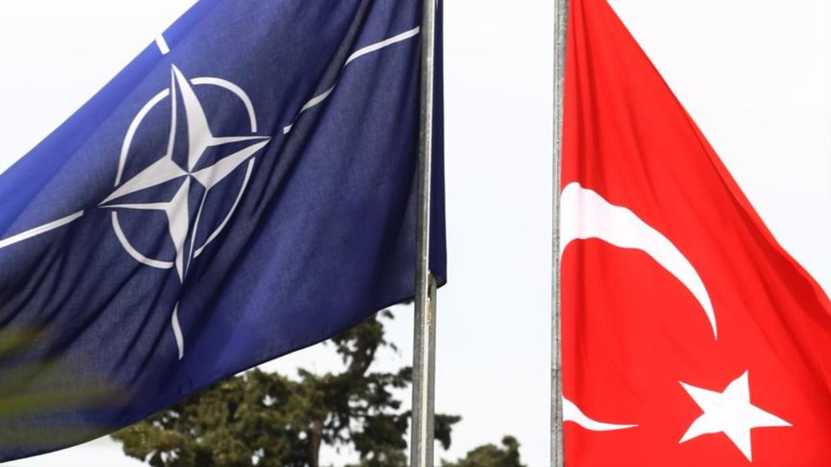 Üst düzey Avrupalı diplomatlar: Türkiye, NATO'nun Karabağ'da rol oynamasını engelledi