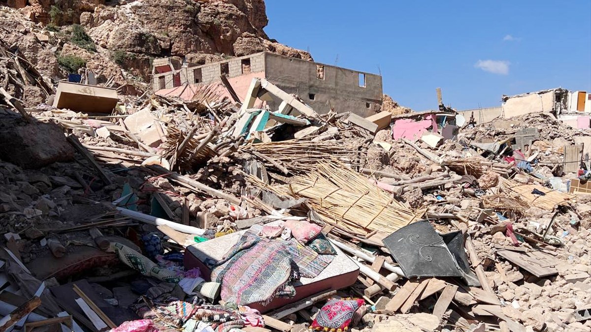 Fas'ta deprem felaketi! Enkaz kaldırma ve imar çalışmalarını hükümet yürütecek