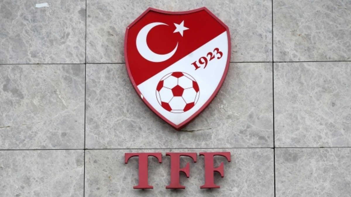 Süper Lig'de play-off olacak mı? Futbolseverler bu kararı bekliyordu! TFF açıklama yaptı..