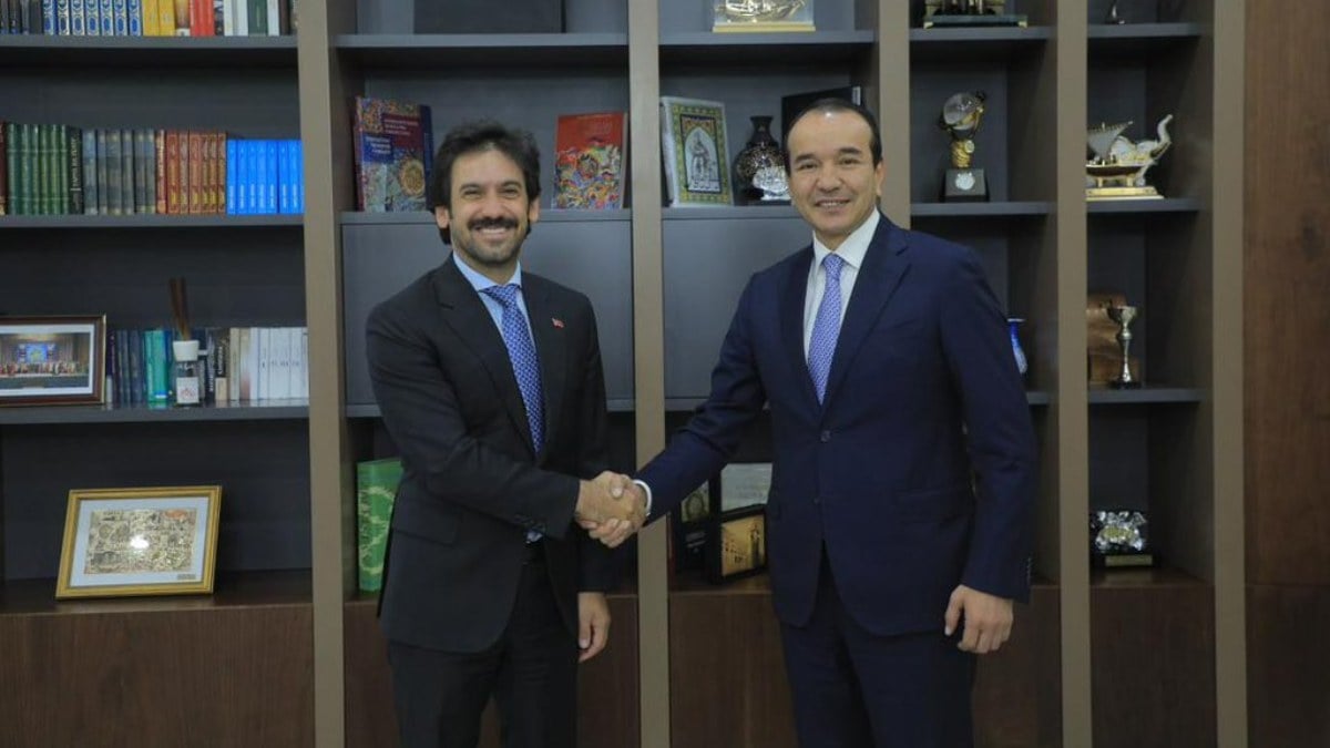 Batuhan Mumcu'dan Özbekistan Kültür Bakanı'na ziyaret