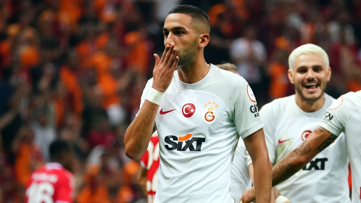 Galatasaraylı Hakim Ziyech'e milli davet