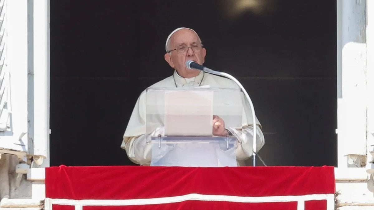 Papa Orta Doğu'ya seslendi: Lütfen saldırıları ve silahları durdurun
