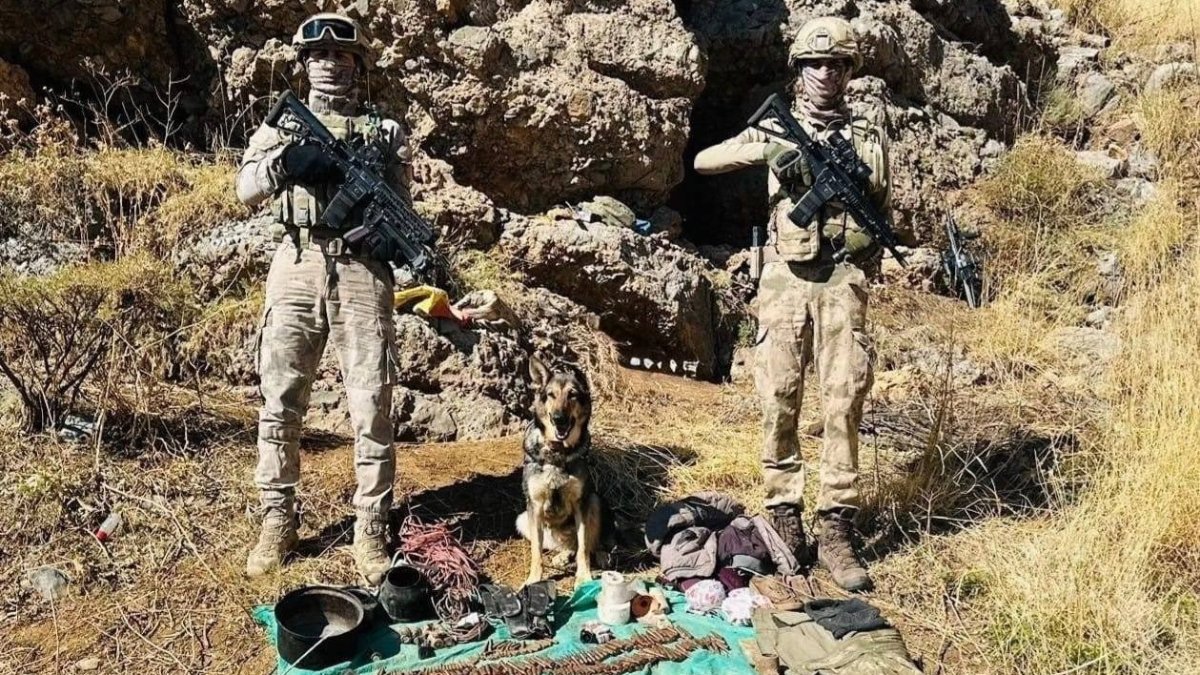 Hakkari'de terör operasyonu! Mühimmat ve uyuşturucu yakalandı