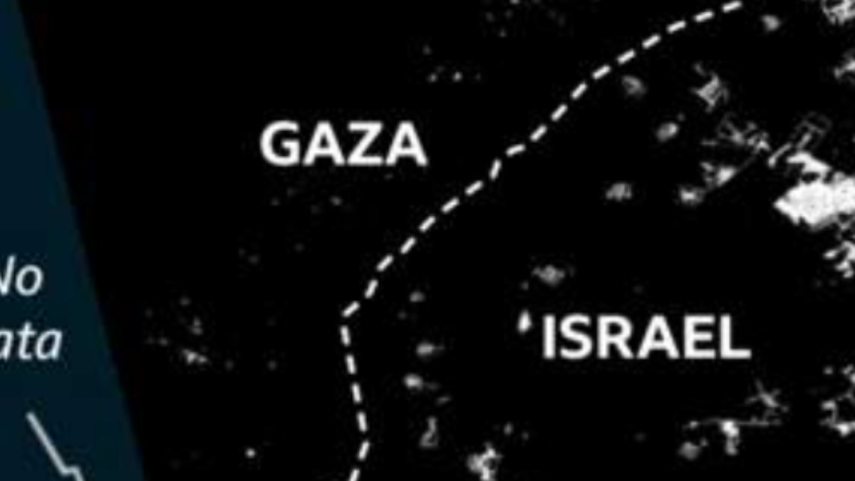 İsrail elektriği kesti: Karanlıkta kalan Gazze uyduya yansıdı
