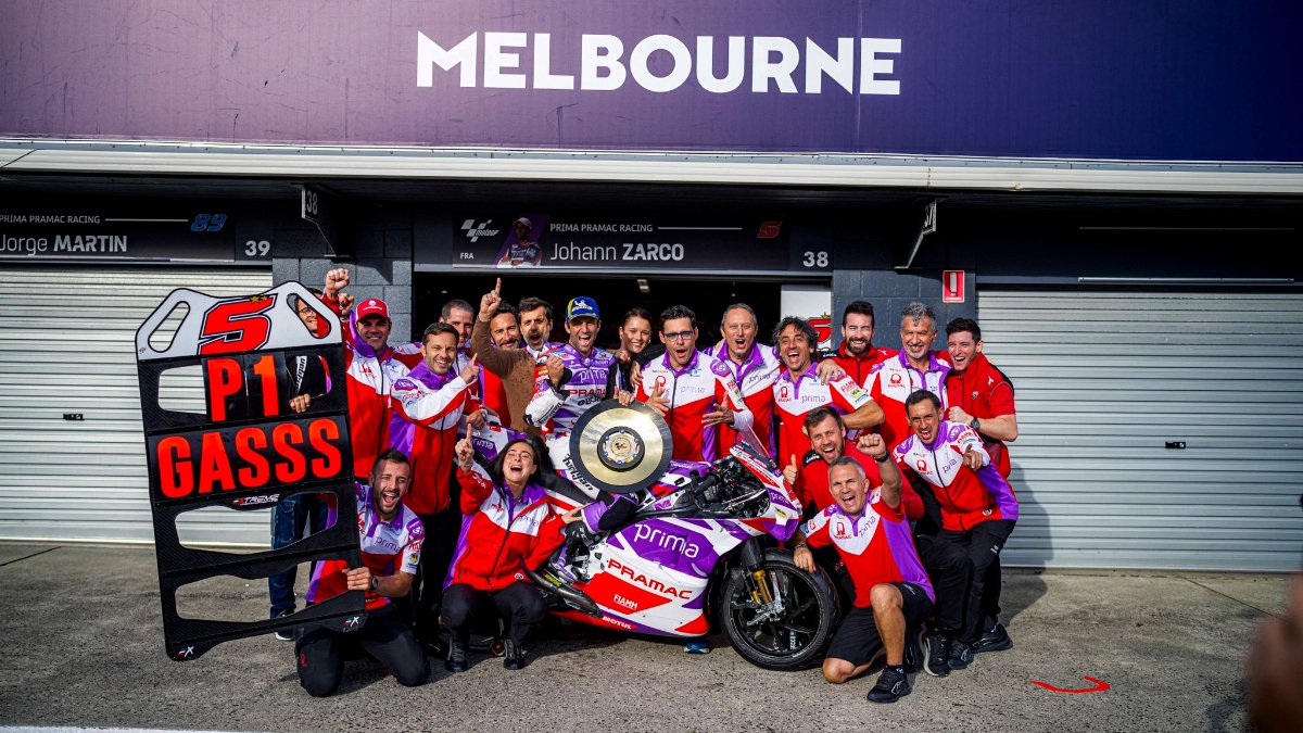 MotoGP Avustralya Grand Prix'sini Johann Zarco kazandı