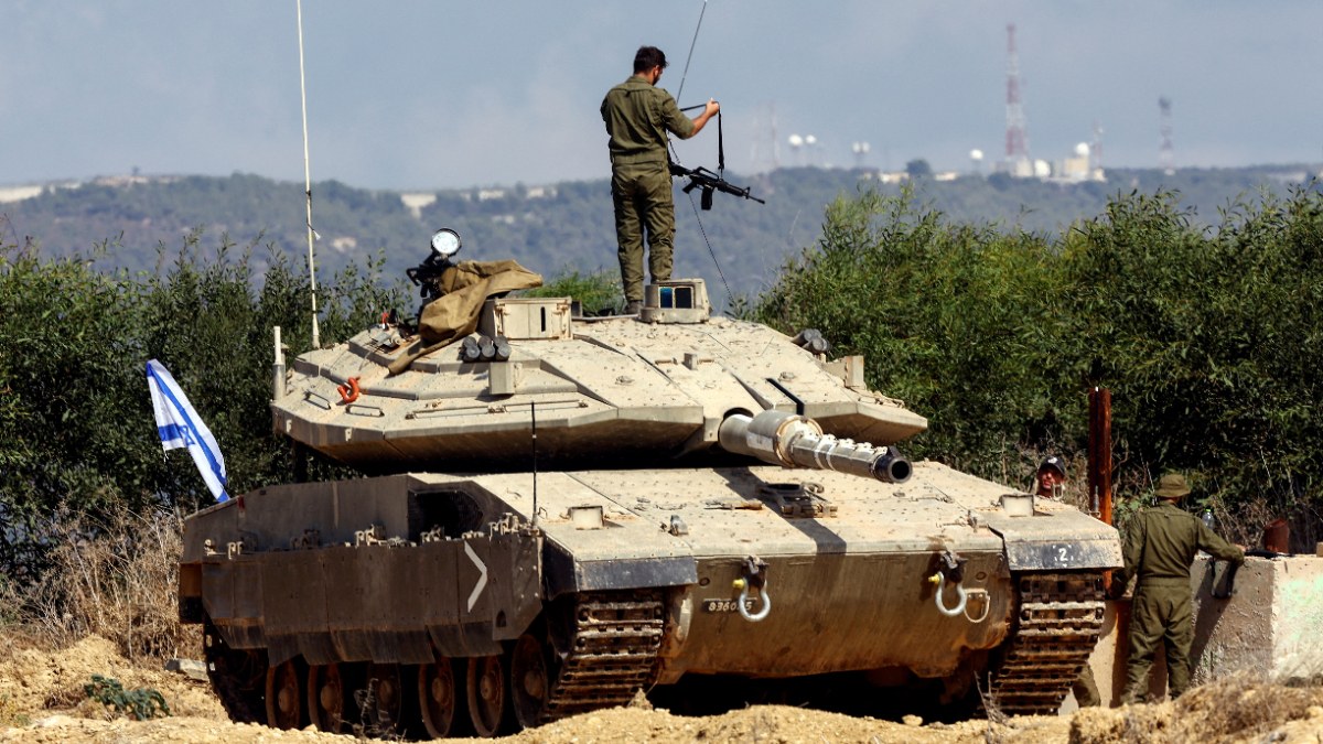 İsrail: Gazze'ye kara harekatı için saldırıları yoğunlaştırdık