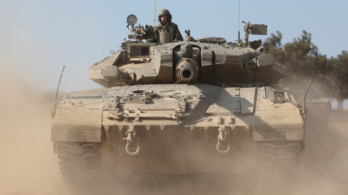 İsrail ordusu, Suriye'de askeri altyapıyı vurdu