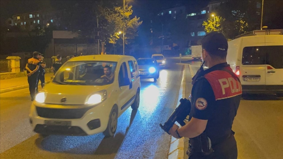 İstanbul'da aranması olan 636 zanlı yakalandı