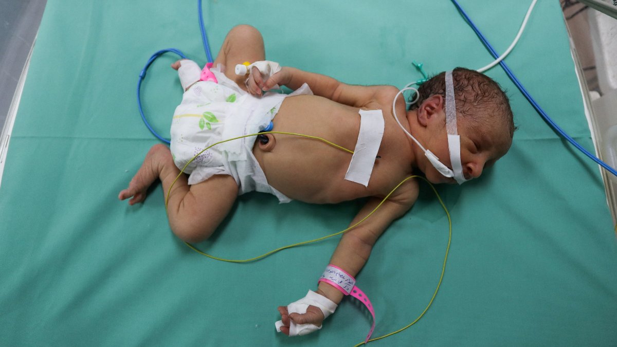İsrail'den Gazze'ye tam abluka: Prematüre bebekler risk altında